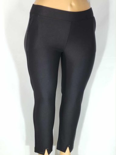 Дамски макси еластичен панталон в големи размери с нежни камъчета и цепки на крачола в черно 03 00553