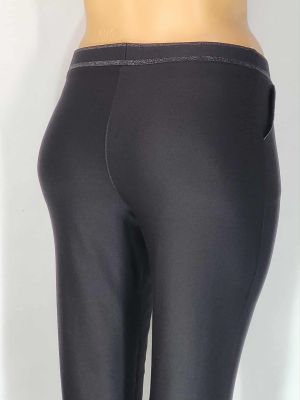 Дамски макси  еластичен  спортно елегантен панталон в големи размери с  кант отпред и ластик на маншета ,широк ластик в черно   03 00556