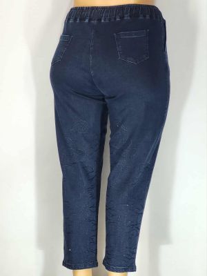 Дамски макси плътни еластични дънки в големи размери с бродерия цветя и камъни в синьо 02 00557