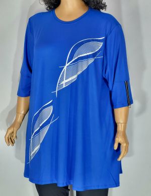 Дамски макси разкроен блузон в супер големи размери с щампа в синьо 10 00127