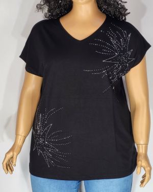 Дамска макси  блуза  с леко  паднал ръкав  в големи размери с щампа камъчета в черно  10 00136